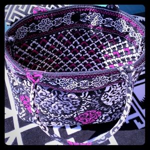 Vera Bradley tote bag in canterberry magenta